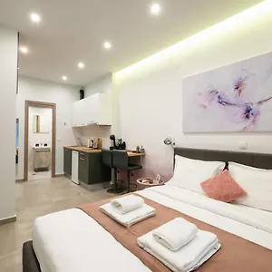 Dk Mini White Tower Διαμέρισμα